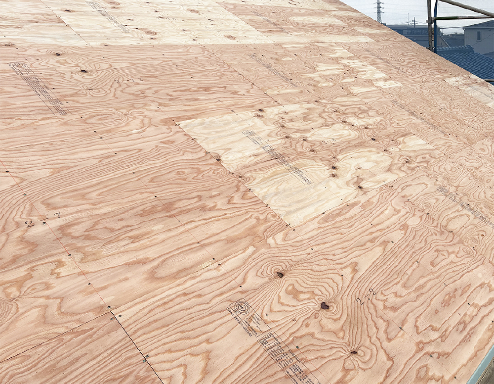 屋根工事（断熱材下地合板）